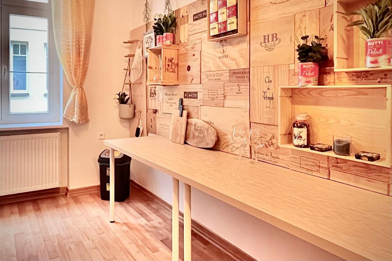 Sunny City - Apartment In Spa Zone With Private Garage Карловы Вары Экстерьер фото